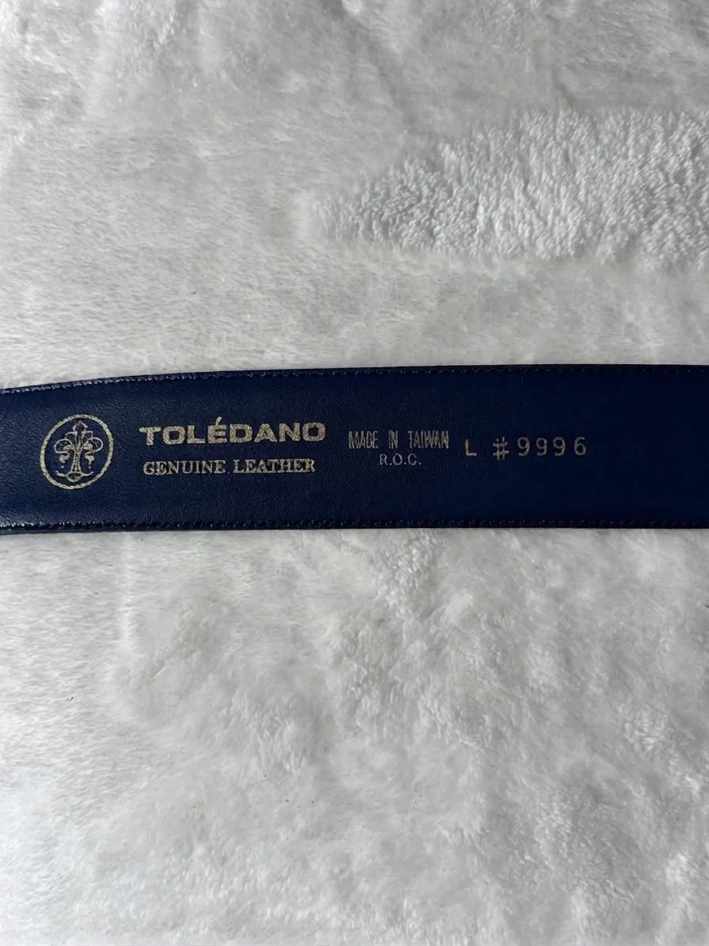 Vintage 80’s/90’s Toledano Genuine Leather Blue Suede Belt Gold Tone Buckle L